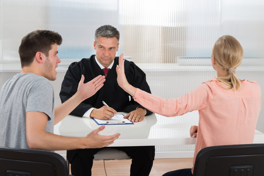 Quelles sont les implications juridiques du divorce pour un couple ?