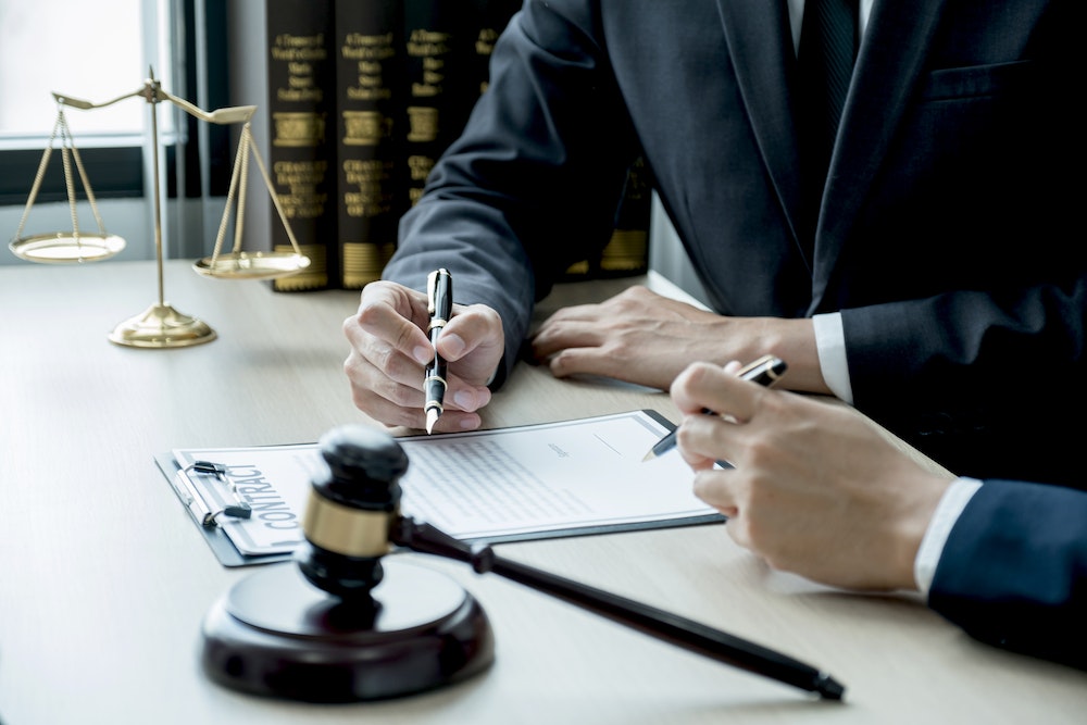 Les aspects juridiques incontournables de la reprise d'entreprise