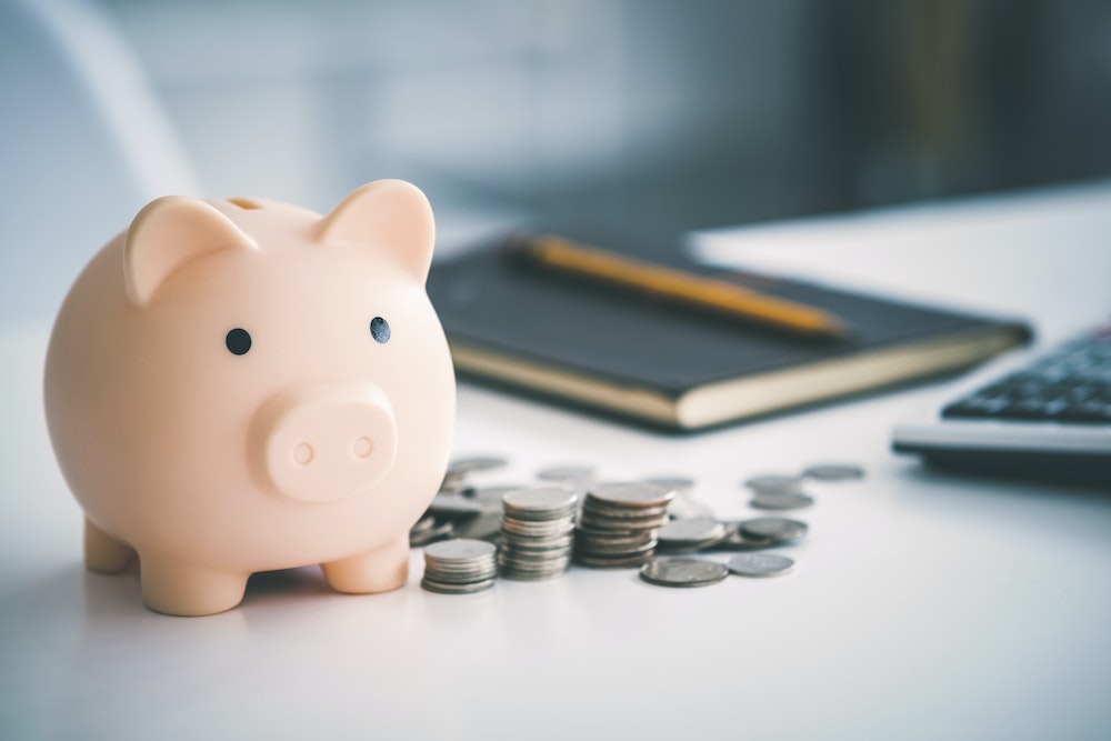 Interdit bancaire : comprendre les enjeux et les solutions pour y faire face