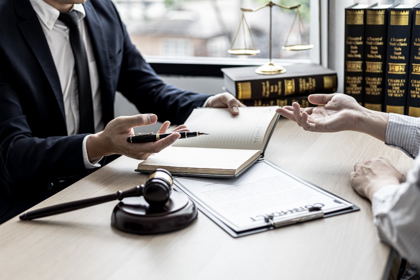Quels sont les avantages de solliciter les services d'un avocat en droit pénal à Mons ?